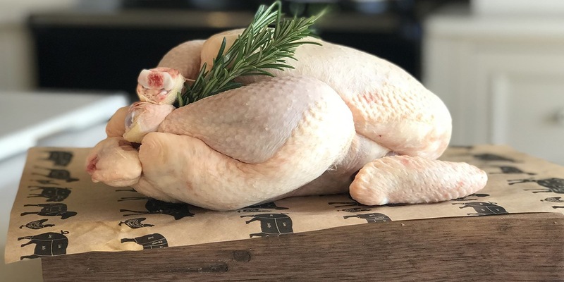 Chiêm bao mơ thấy đang thịt gà
